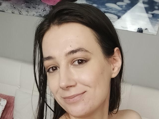 JuliaHuntis - Live sex cam - 25146365