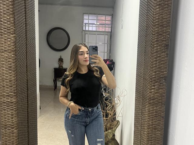 SharonKlart - Sexe cam en vivo - 25148629