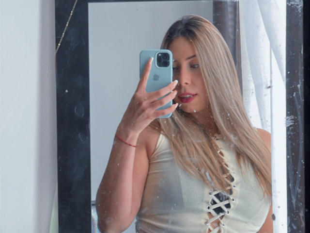 JennyLawry - Live porn &amp; sex cam - 25152393