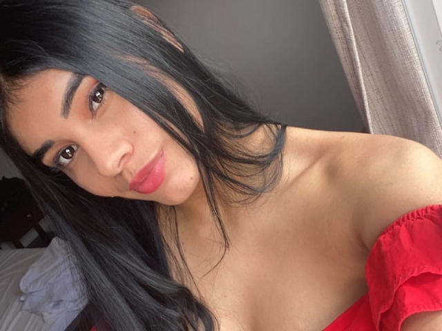 AbbyKey - Élő pornó és szexkamera - 25153485