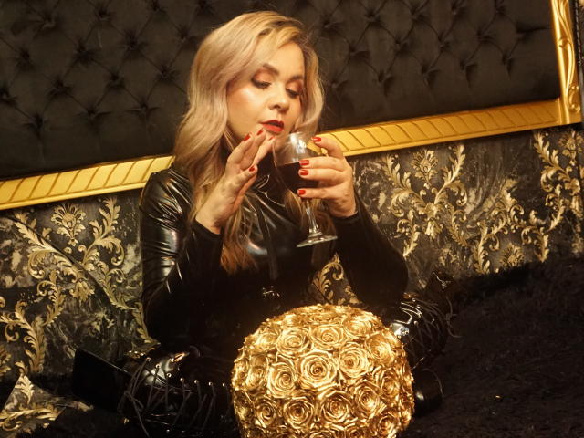 VictoriiaGray - Sexe cam en vivo - 25155129