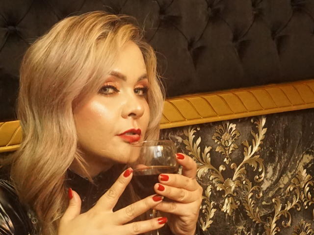 VictoriiaGray - Live porn &amp; sex cam - 25155141