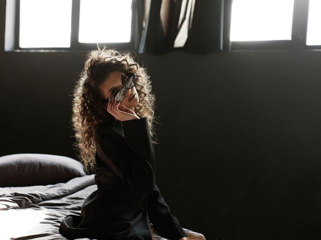 MiaAxel - Live Sex Cam - 25155645