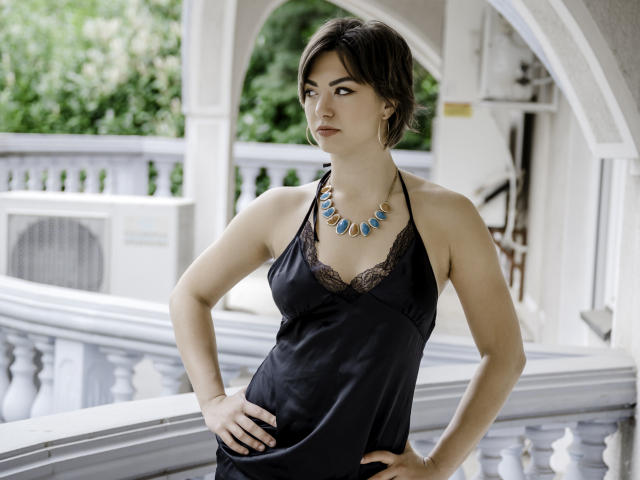 MonicaLuiso - Live porn &amp; sex cam - 25156997