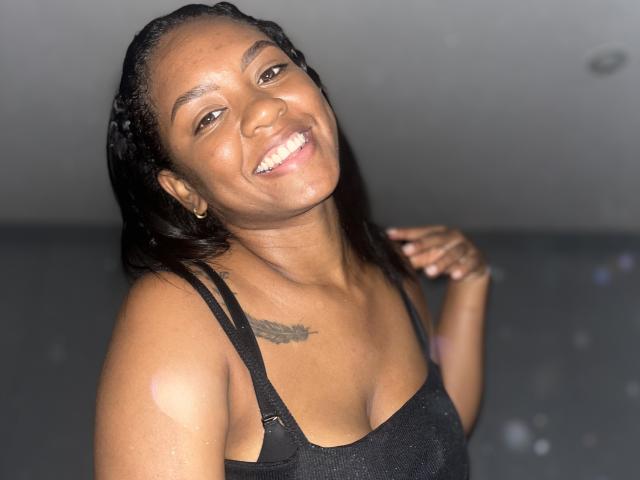 TiffanySammy - Sexe cam en vivo - 25158741