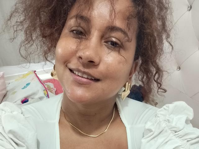 YiyaHot69 - Live porn &amp; sex cam - 25160873