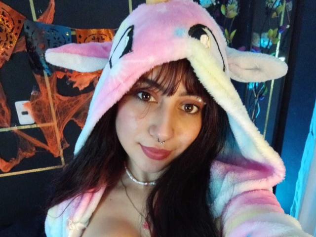 SarahLark - Live sex cam - 25162805