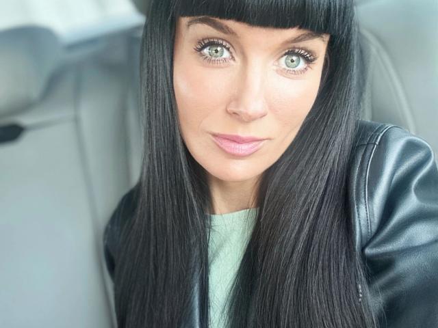 minnieme-hot - Sexe cam en vivo - 25163977