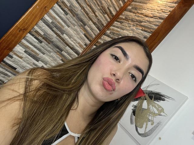 SharonKlart - Live porn &amp; sex cam - 25164709