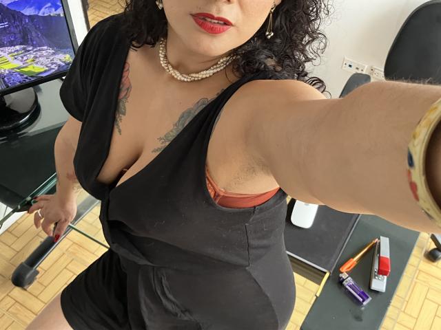 Tamarajoones - Live sex cam - 25164857
