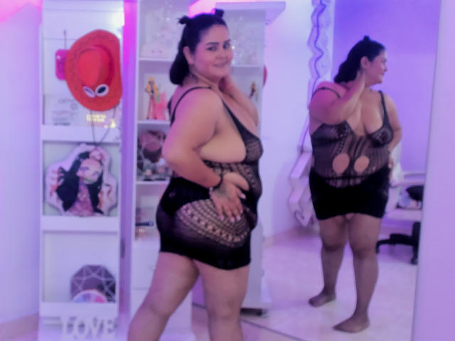 FlaviaSaenz - Live Sex Cam - 25166185