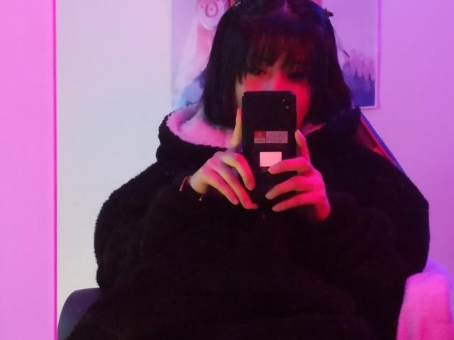 IsisDiosa - Live Sex Cam - 25170685