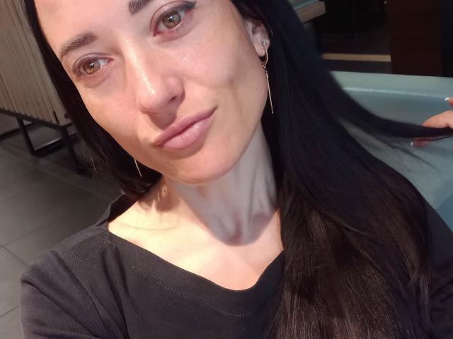 BellaJulls - Live sex cam - 25171849