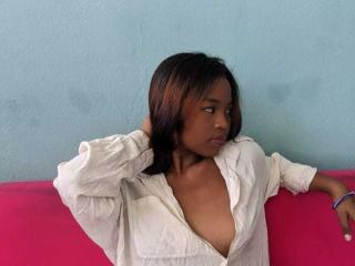 AureliieLeroy - Live porn &amp; sex cam - 25172481
