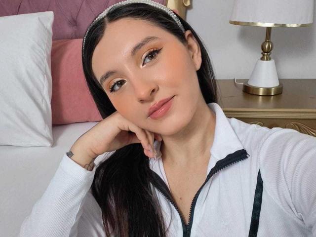 ZoeCortes - Live porn &amp; sex cam - 25174345