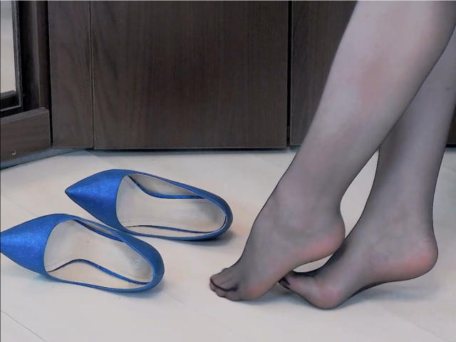 MoonBlossom - Camera khiêu dâm &amp; quyến rũ trực tiếp - 25174949