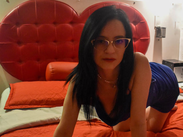 AlanaMoneth - Live sexe cam - 25175497