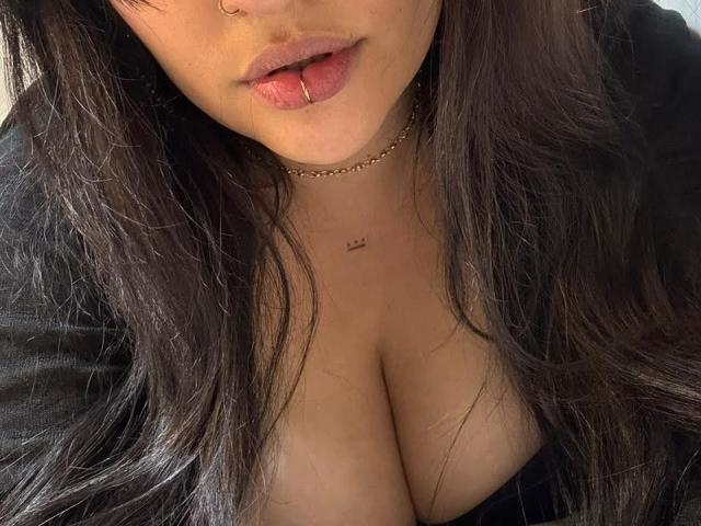 AgathaK - Live porn &amp; sex cam - 25175709
