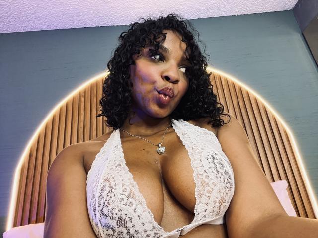 LisaMendez - Live sex cam - 25177909