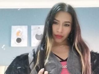 CamerunaAndDamian - Live sex cam - 25178345