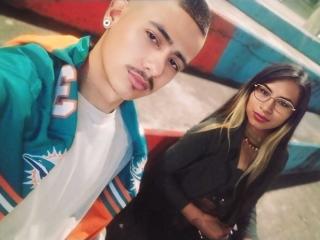 CamerunaAndDamian - Live sex cam - 25178401