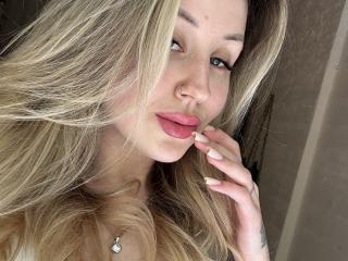 VikkyLikky - Live porn &amp; sex cam - 25184397