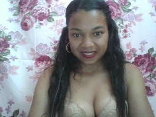 NaomiSunny - Live sex cam - 25184593