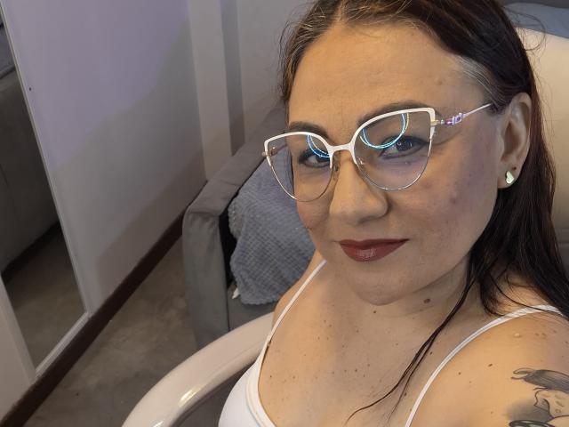 LadyNylonOh - Live porn &amp; sex cam - 25184601