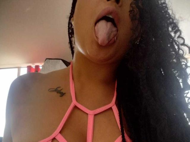MirandaDreams - Live sexe cam - 25187889