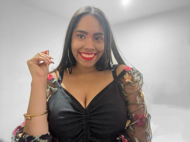 SiennaTaylor - Live Sex Cam - 25189265