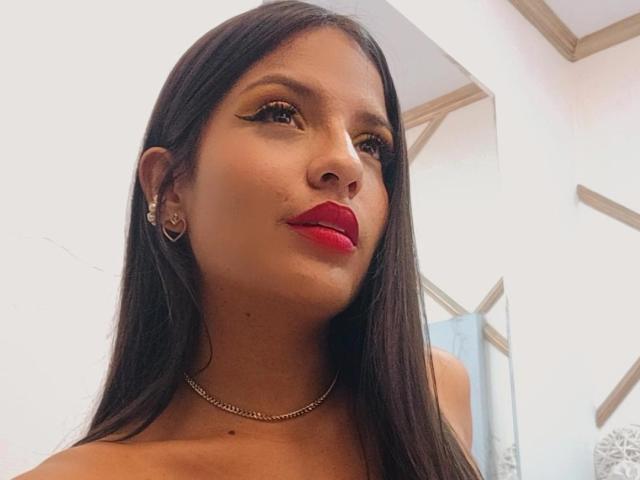 LailaBarker - Live sex cam - 25189273