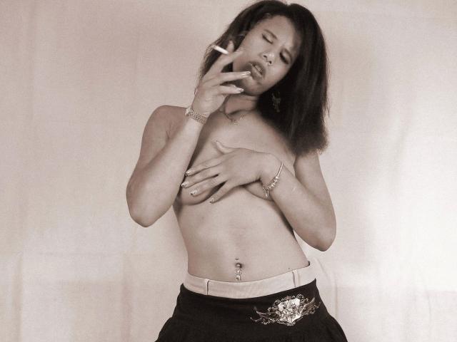 AaliyahHarris-hot - Sexe cam en vivo - 25189333