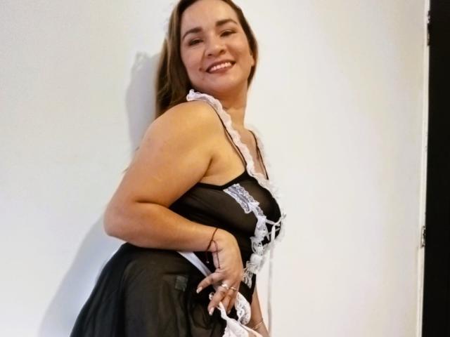 ManuelaMature - Live porn &amp; sex cam - 25190805