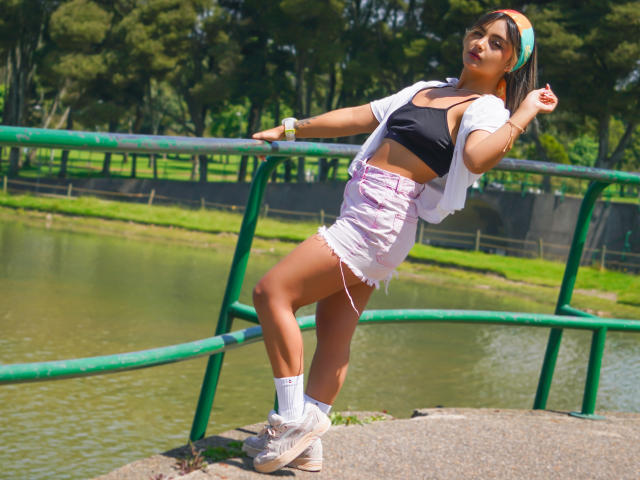 CloeesSuarez - Live sexe cam - 25194257