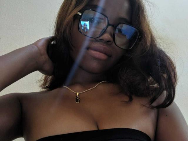 AureliieLeroy - Sexe cam en vivo - 25195841