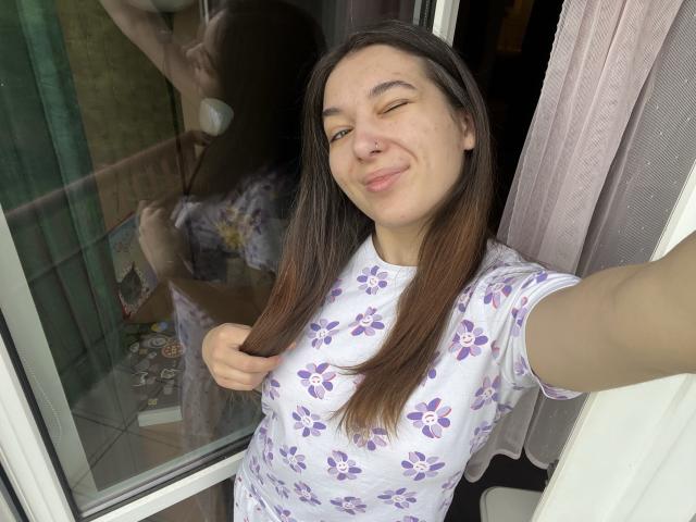 KissMegan - сексуальная веб-камера в реальном времени - 25198489