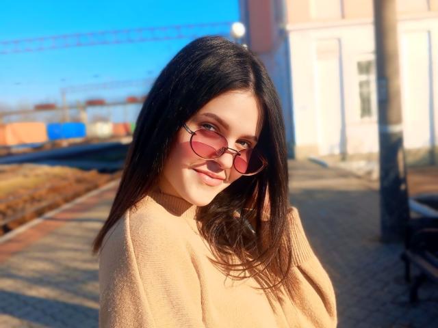 LoriAgnes - Live sex cam - 25200189