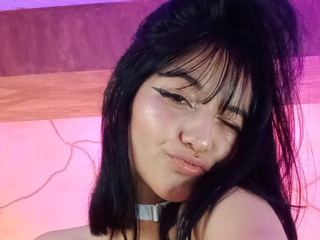 LindaWatsong - Live Sex Cam - 25200873