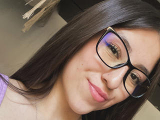 KatiaRogers - Live Sex Cam - 25202025