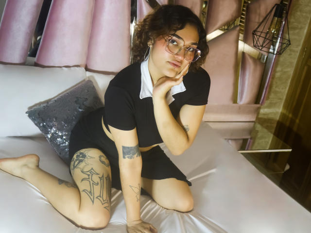 ArianaMurphy - Live sex cam - 25202253