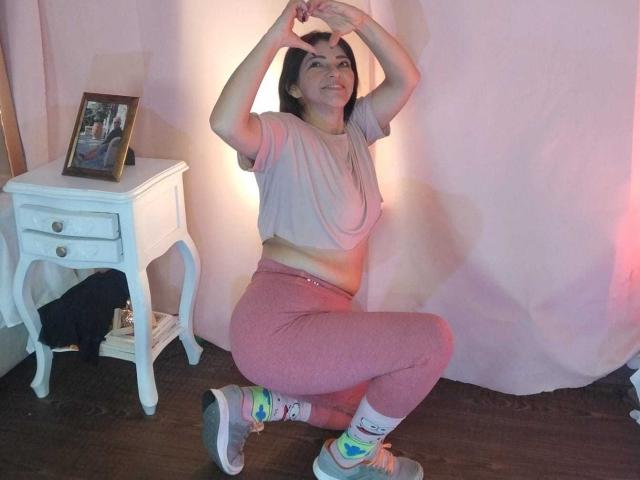 CarollMiiss - Live sexe cam - 25210781