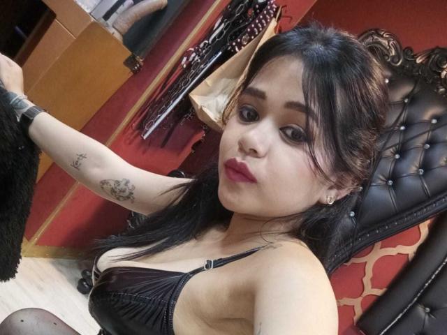 MistressVictoriaa - Live sexe cam - 25211821