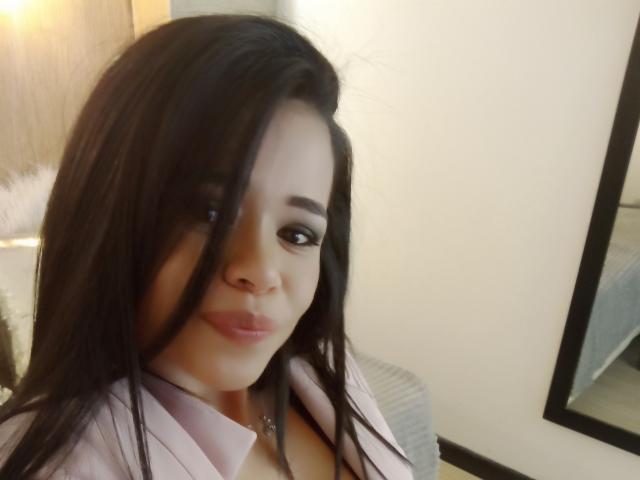 MistressVictoriaa - Live sexe cam - 25212121