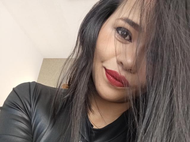 MistressVictoriaa - Live porn &amp; sex cam - 25212565
