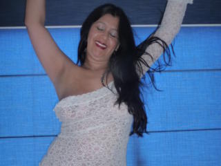 KinkyViolet - Live exciting with this latin american Hot lady 