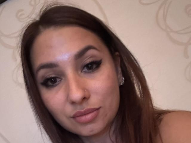 AdelinaFan - Live porn &amp; sex cam - 25219517