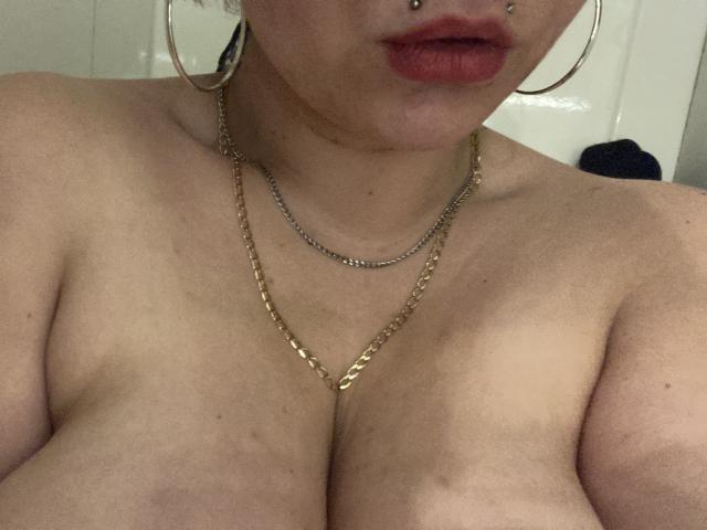 PixiiieKitty - Live sex cam - 25221349