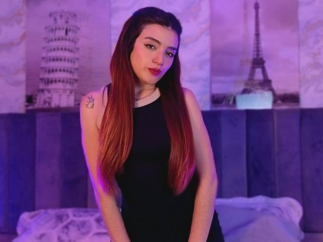 ArianaWithe - Live sex cam - 25221649