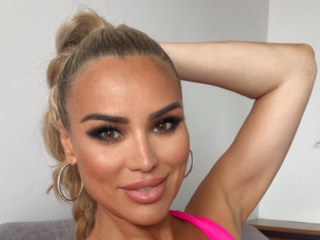 RadmilaQueen - Live porn &amp; sex cam - 25225873