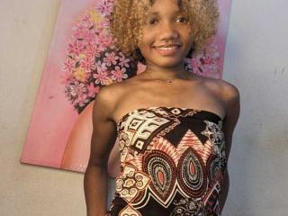 CeriseChoco - Sexe cam en vivo - 25226133